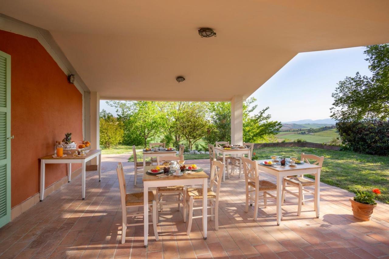 Rustico Villa Lemarche B&B מראה חיצוני תמונה