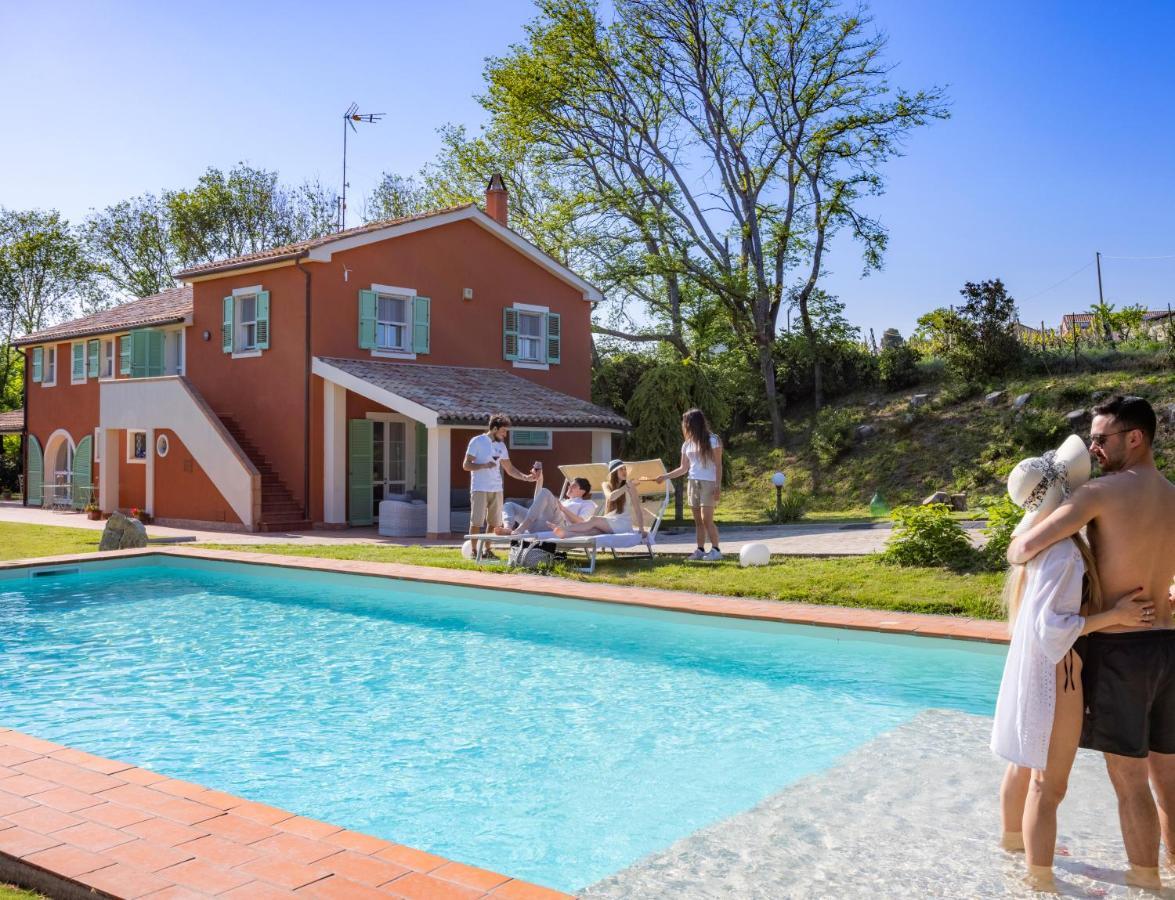 Rustico Villa Lemarche B&B מראה חיצוני תמונה
