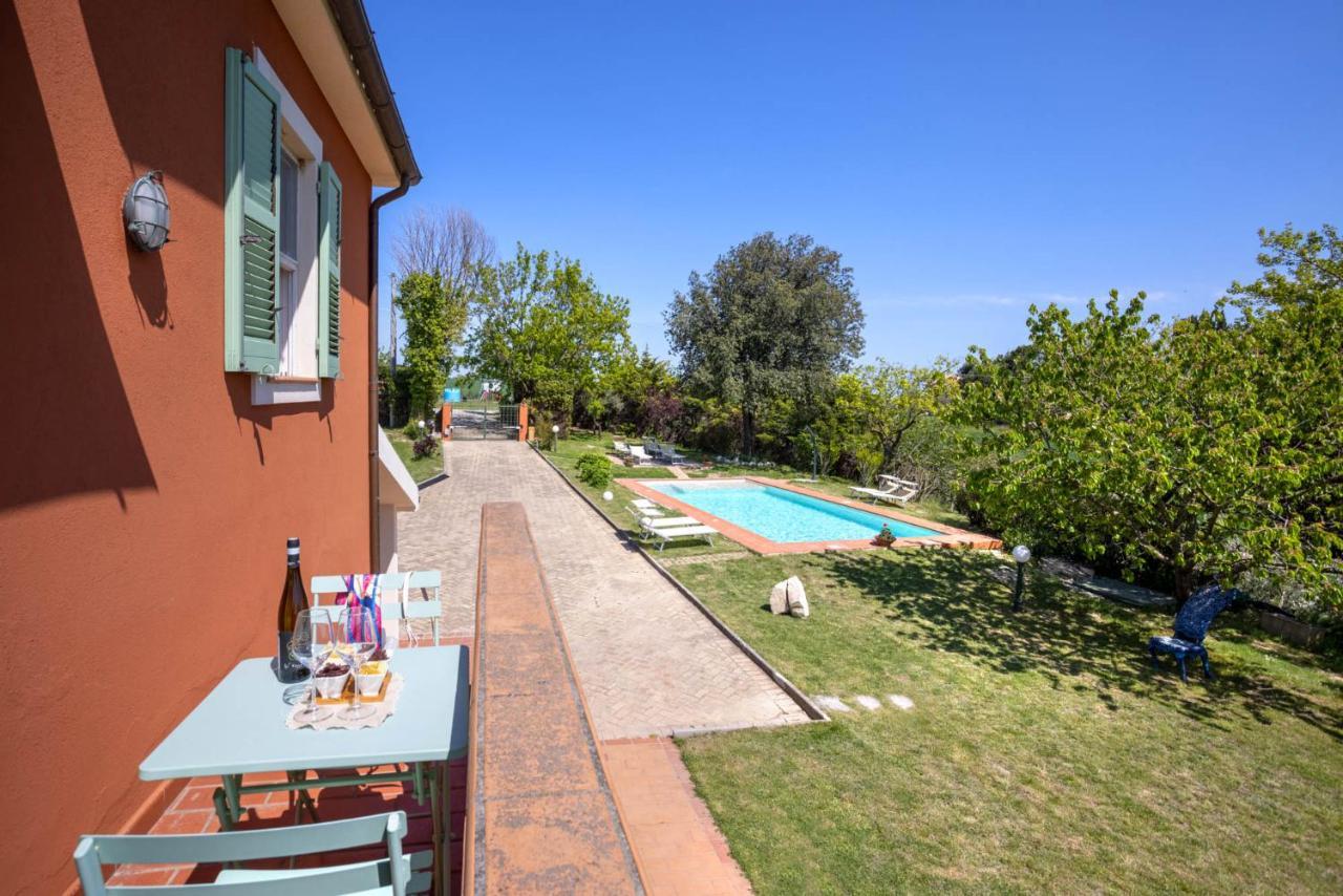 Rustico Villa Lemarche B&B מראה חיצוני תמונה